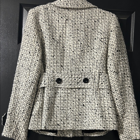 White House Black Market. Size M black and white tweed jacket - Picture 4 of 4